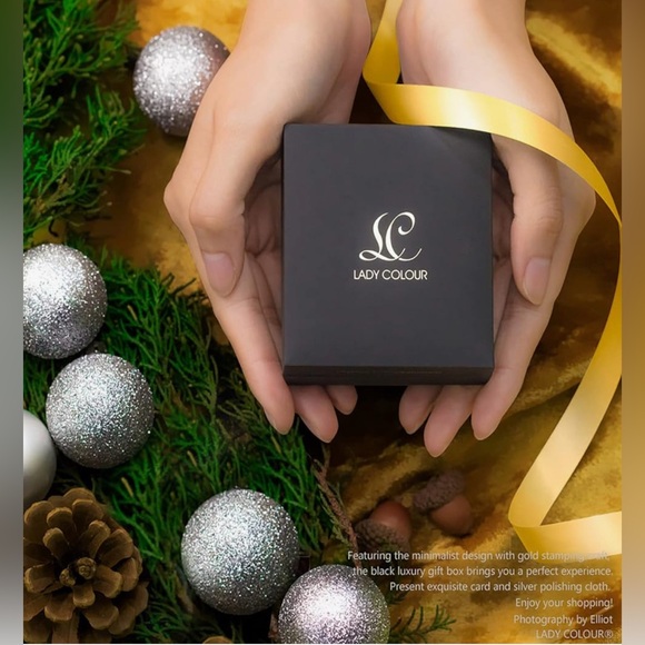 Lady Colour Elegant Crystal Bracelet - Picture 3 of 6